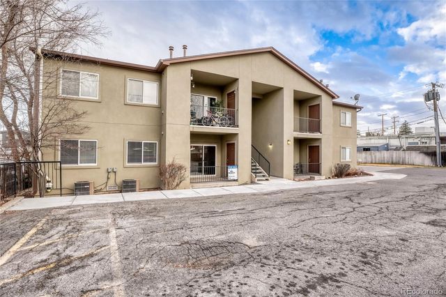 5633 E Atlantic Place 2A, Denver, CO 80222