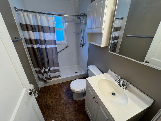 936 Russell Place, Mundelein, IL 60060