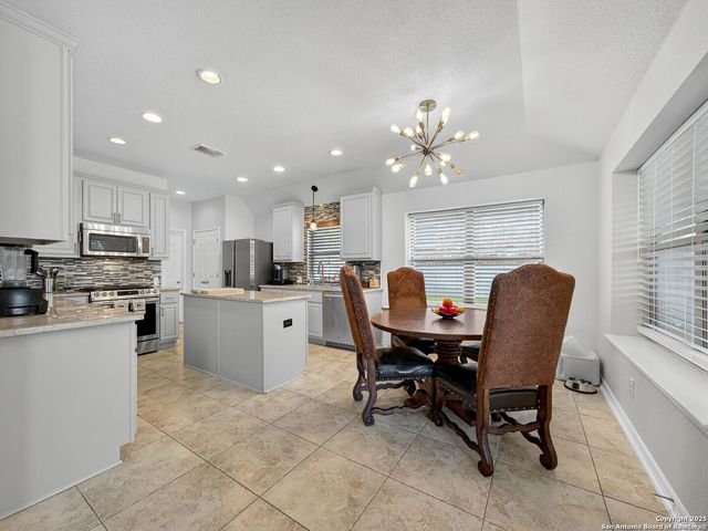 2623 Ladera, San Antonio, TX 78261