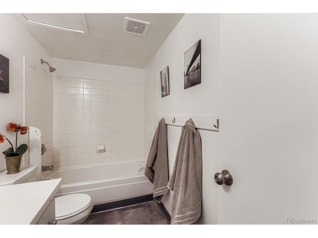 9995 E Harvard Ave 184, Denver, CO 80231