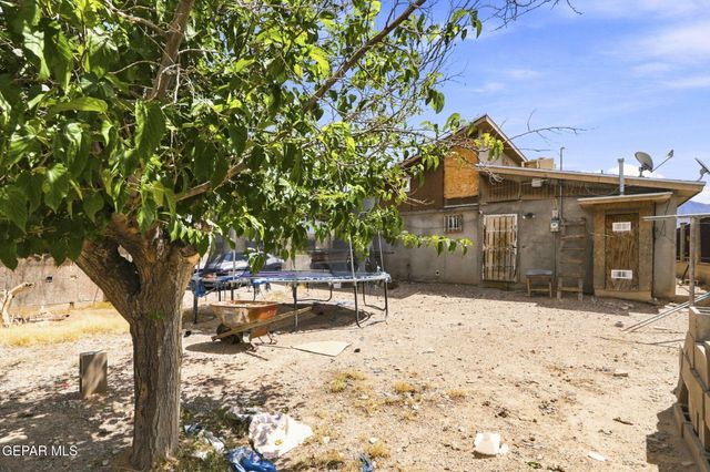 8621 REMINGTON Drive, Canutillo, TX 79835