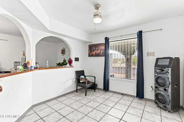 8621 REMINGTON Drive, Canutillo, TX 79835