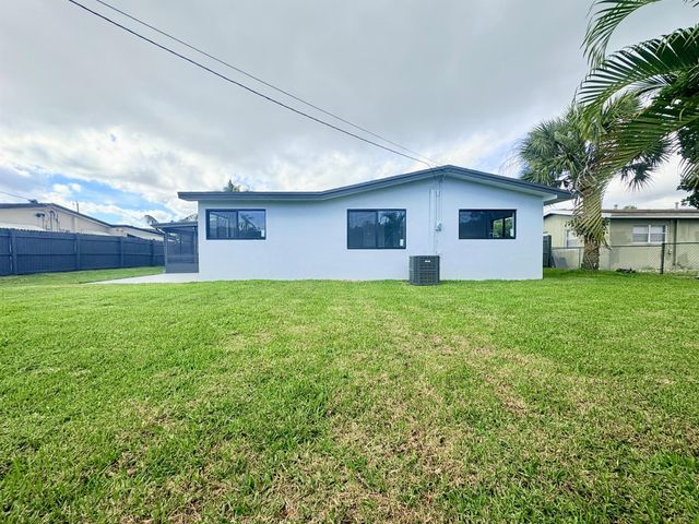 356 Lanier Drive, Palm Springs, FL 33461