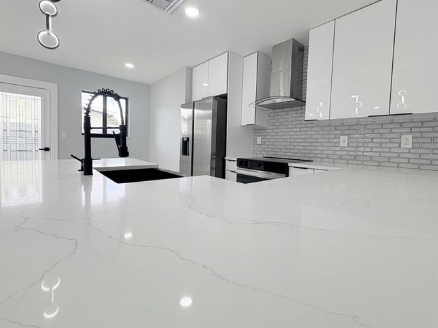 356 Lanier Drive, Palm Springs, FL 33461