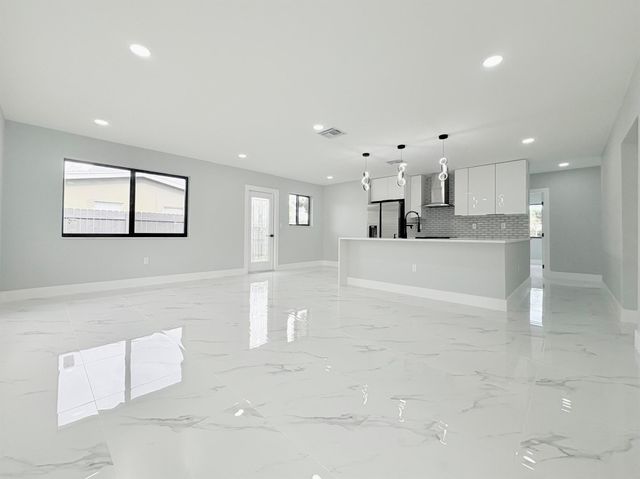 356 Lanier Drive, Palm Springs, FL 33461