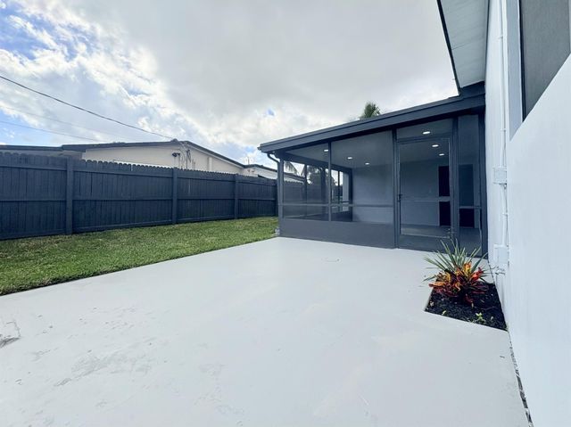 356 Lanier Drive, Palm Springs, FL 33461