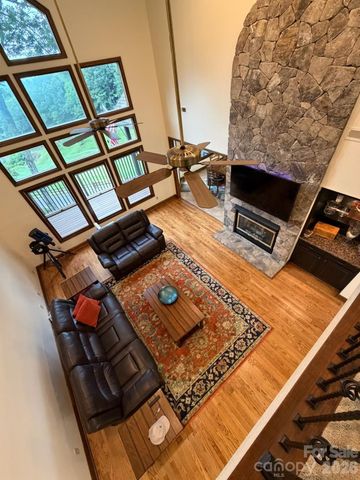 91 Brandy Run Road, Burnsville, NC 28714
