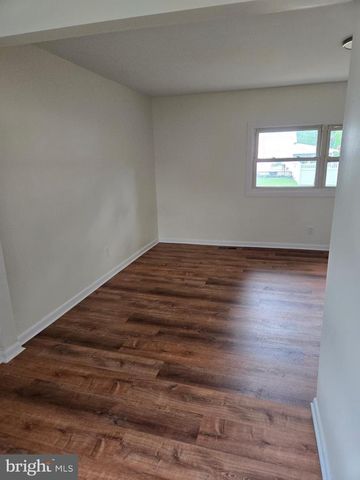 1101 FRANKLIN ST, Clayton, NJ 08312