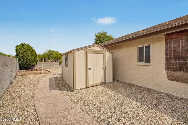 16328 W SANDRA Lane, Surprise, AZ 85388