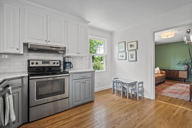 523 Crieve Rd, Nashville, TN 37220