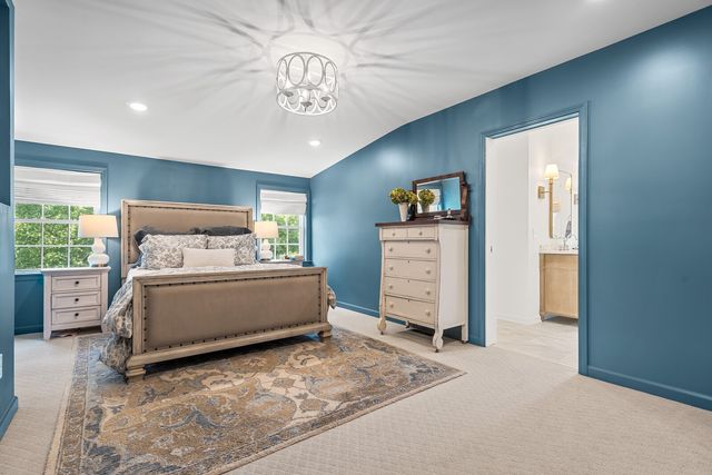 523 Crieve Rd, Nashville, TN 37220