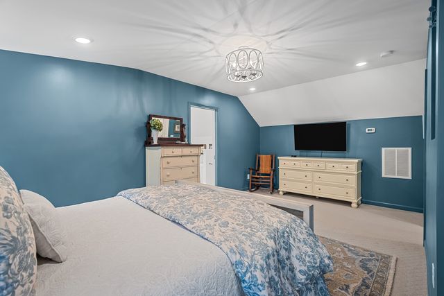 523 Crieve Rd, Nashville, TN 37220