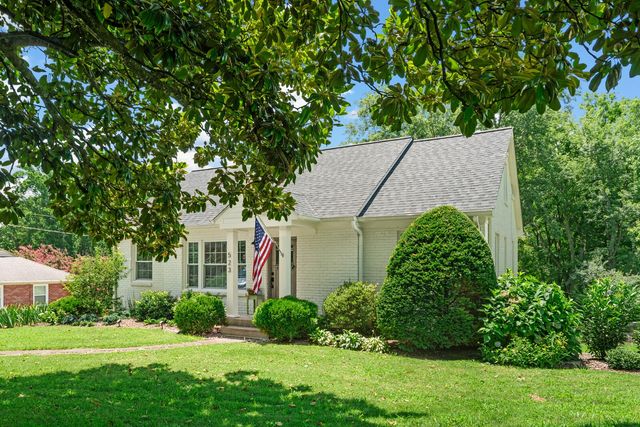 523 Crieve Rd, Nashville, TN 37220
