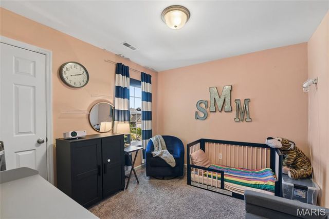 337 Charlestowne Place Drive, St Charles, MO 63301