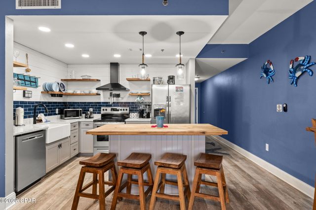 9860 S Thomas Drive 606, Panama City, FL 32408