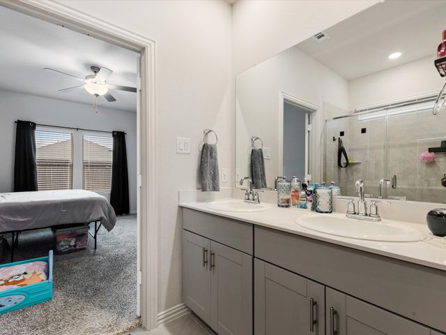 1809 Ash Oak Lane, Forney, TX 75126