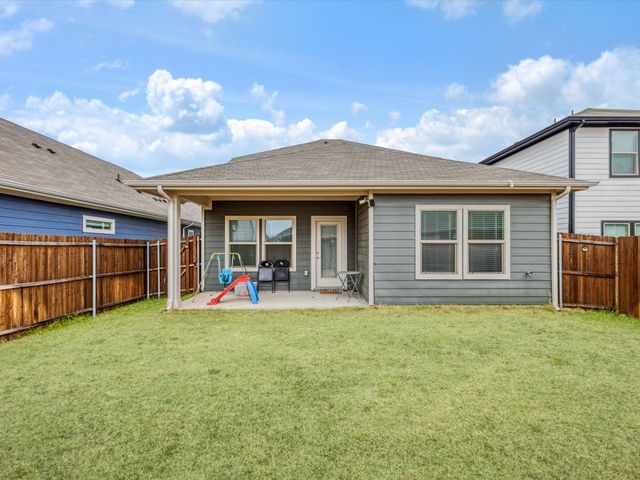 1809 Ash Oak Lane, Forney, TX 75126