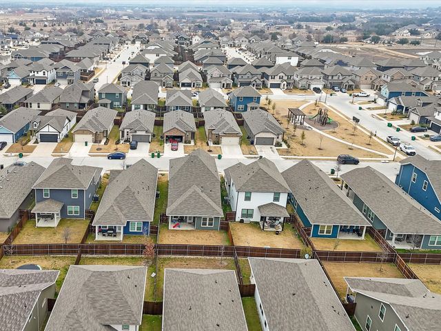 1809 Ash Oak Lane, Forney, TX 75126