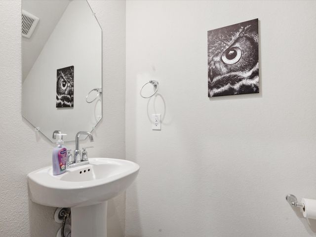 1809 Ash Oak Lane, Forney, TX 75126