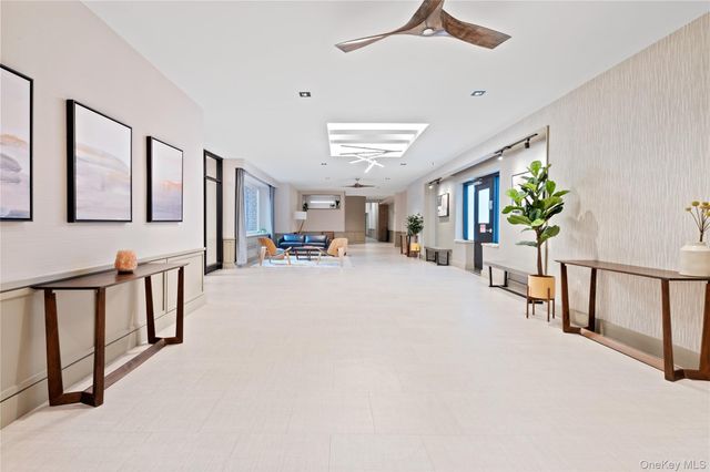 67-25 Clyde Street 2G, Forest Hills, NY 11375