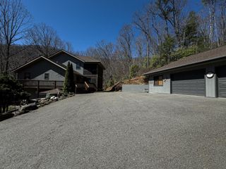 64 Talulu Pass, Murphy, NC 28906