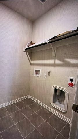 1621 Briar Hunt Drive, Forney, TX 75126