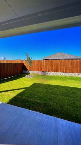 1621 Briar Hunt Drive, Forney, TX 75126