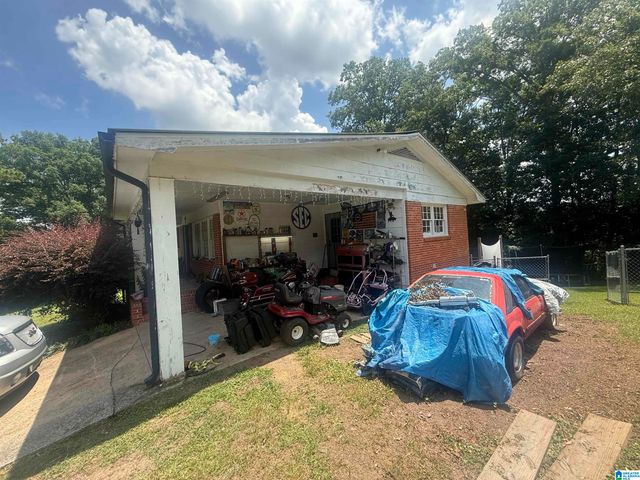 1216 ARKLOW ROAD, Weaver, AL 36277