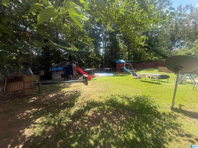 1216 ARKLOW ROAD, Weaver, AL 36277