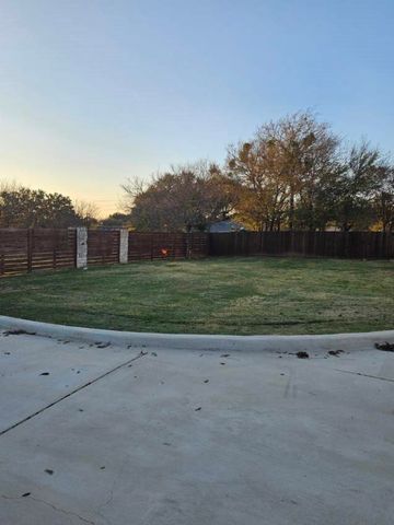 3626 B Canyon Road, Granbury, TX 76049