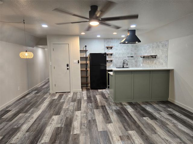 3626 B Canyon Road, Granbury, TX 76049