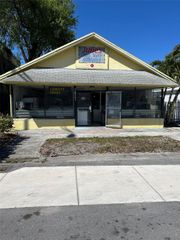 5921 W Hallandale Beach Blvd, West Park, FL 33023
