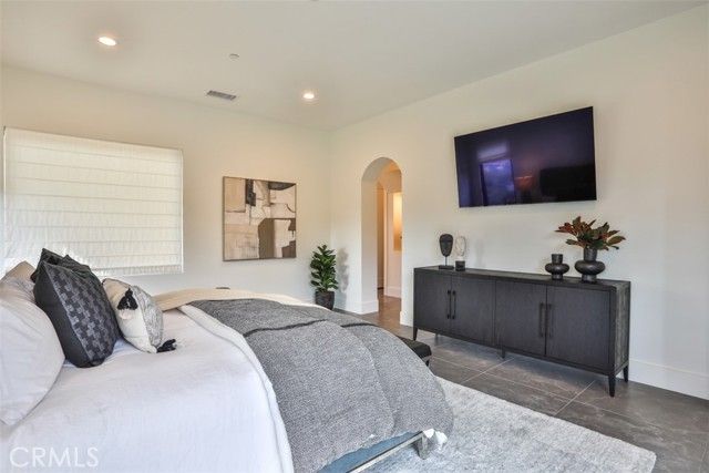 43698 De Luz, Temecula, CA 92590