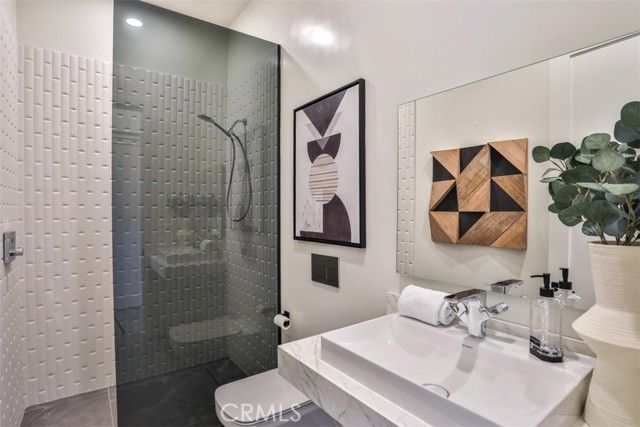 43698 De Luz, Temecula, CA 92590