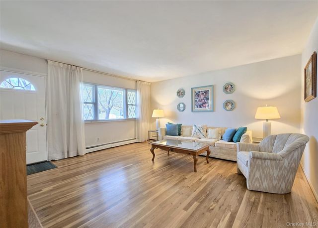 2069 Feuereisen Avenue, Ronkonkoma, NY 11779