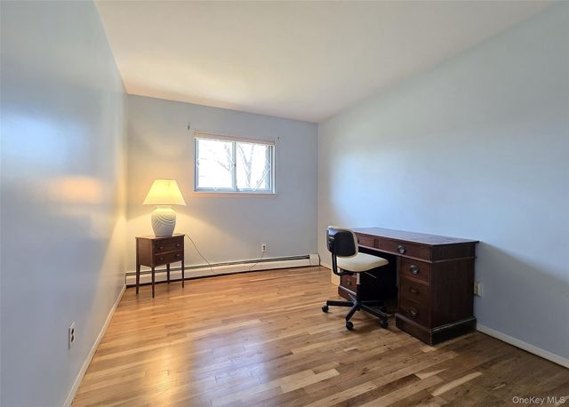 2069 Feuereisen Avenue, Ronkonkoma, NY 11779