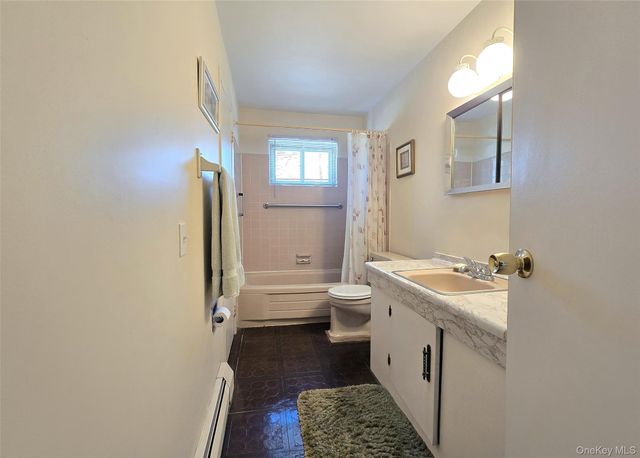 2069 Feuereisen Avenue, Ronkonkoma, NY 11779