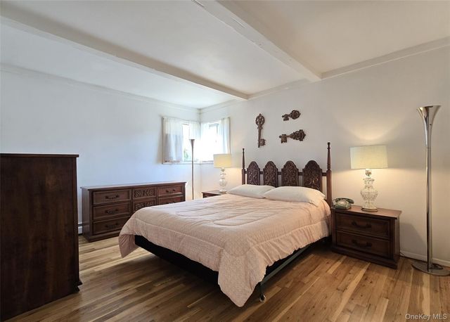 2069 Feuereisen Avenue, Ronkonkoma, NY 11779