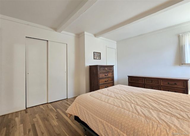 2069 Feuereisen Avenue, Ronkonkoma, NY 11779