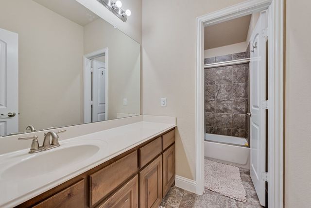 1913 Huron Drive, Rockwall, TX 75087