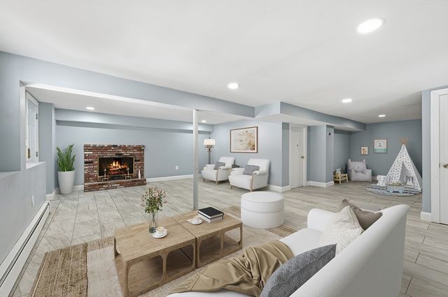 124 Everett Street, Natick, MA 01760