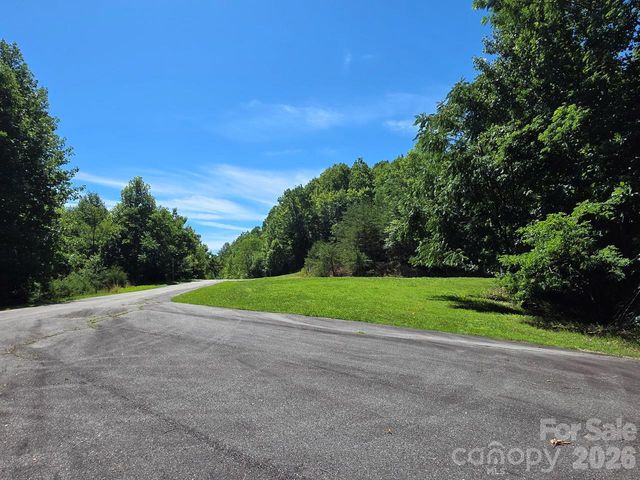 52 Big View Drive, Marion, NC 28752
