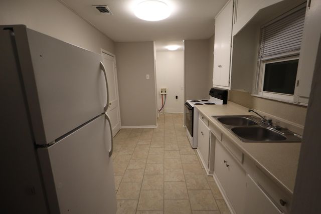 413 N Bishop Street, San Angelo, TX 76901