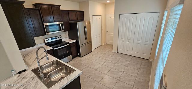7683 LEGACY Trail, Jacksonville, FL 32256