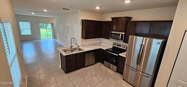 7683 LEGACY Trail, Jacksonville, FL 32256