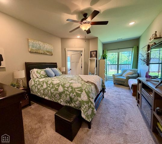 908 Sandra Lane, Jonesboro, AR 72405