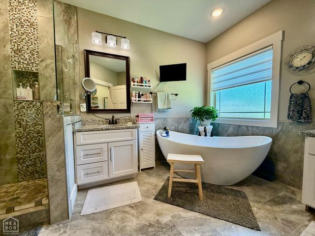 908 Sandra Lane, Jonesboro, AR 72405