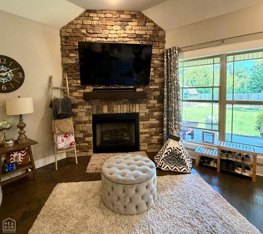 908 Sandra Lane, Jonesboro, AR 72405