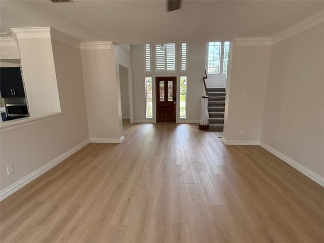 6832 Clear Spring Drive, Fort Worth, TX 76132