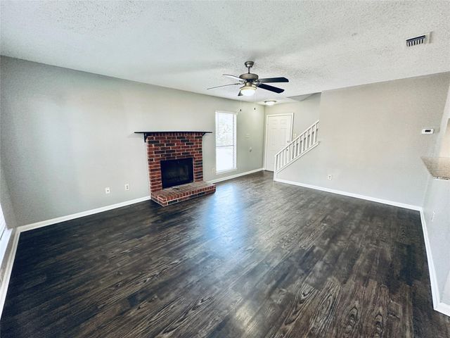 2612 Gwendolyn LN A, Austin, TX 78748